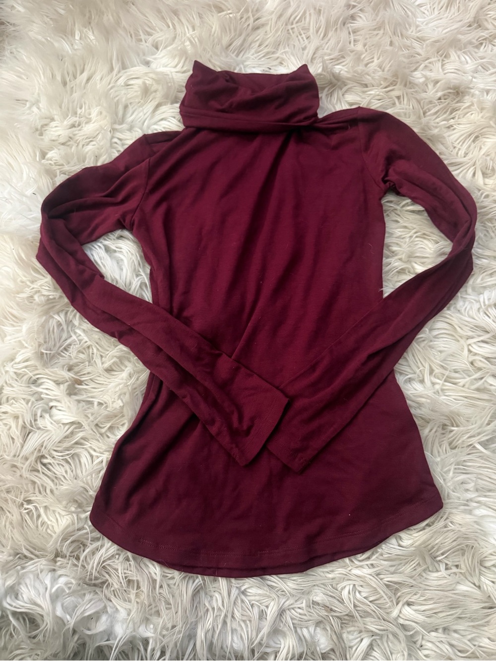 SO Women's Long Sleeve Turtleneck Top - Wine
